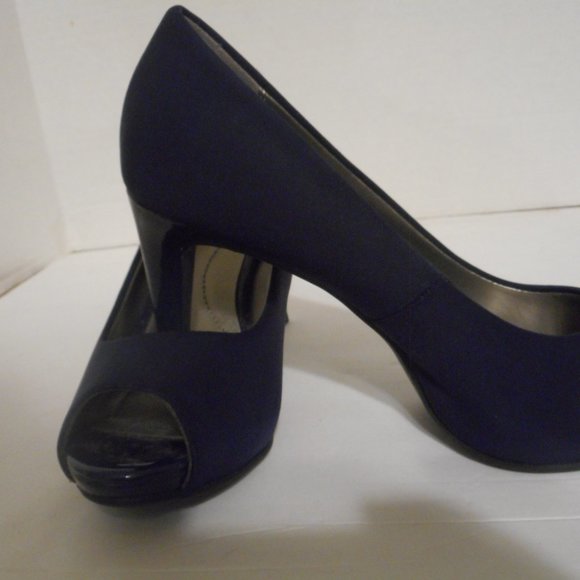 LADIES BANDLINO NAVY OPEN TOED HIGH HEEL SHOES-SZ. 7- 1/2M - Picture 5 of 8